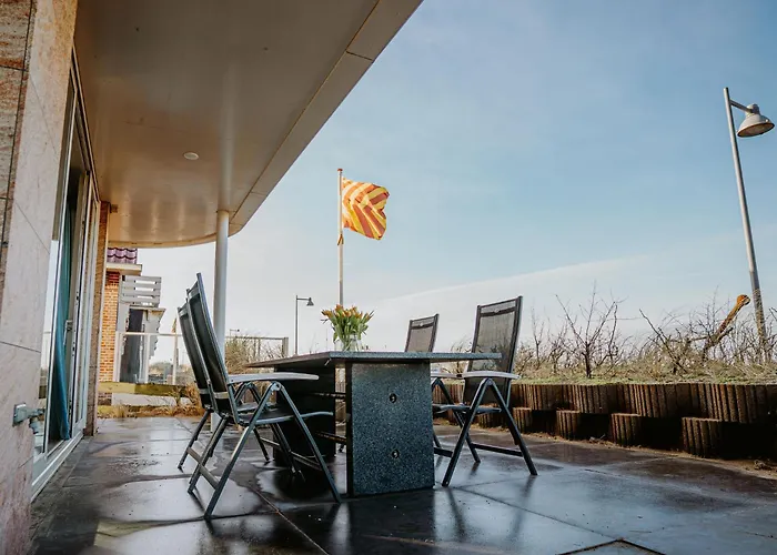 De Zeeparel By Interhome Egmond aan Zee