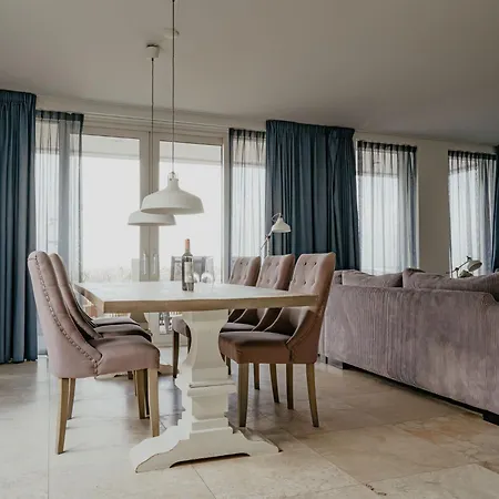 De Zeeparel By Interhome Egmond aan Zee